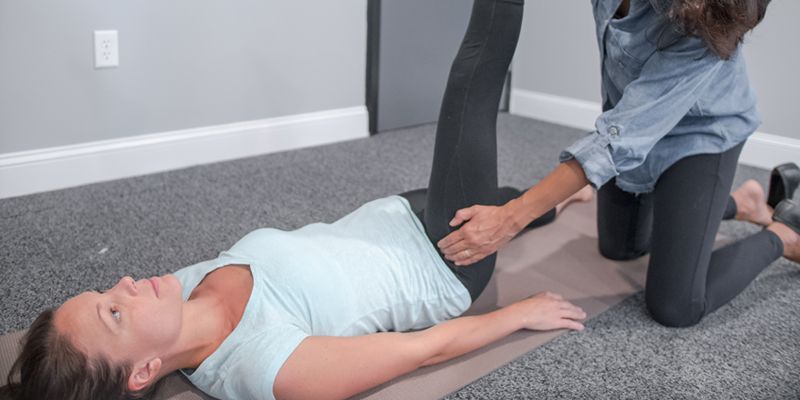 palpação do psoas por um terapeuta