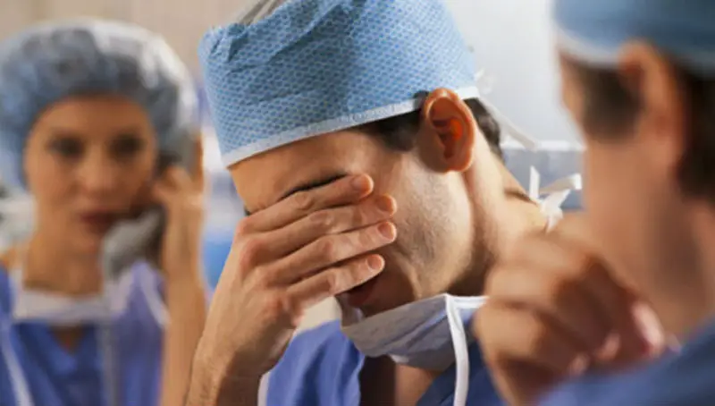 complicación de la cirugía de hernia de disco