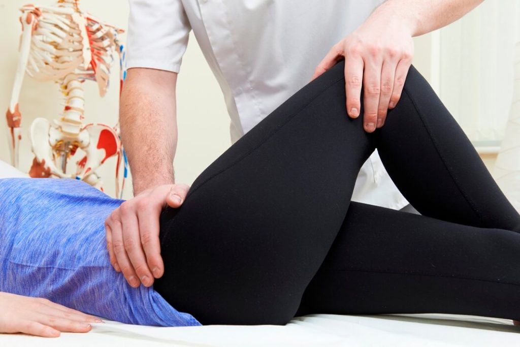 traitement manuel pour soulager les douleurs de hanche