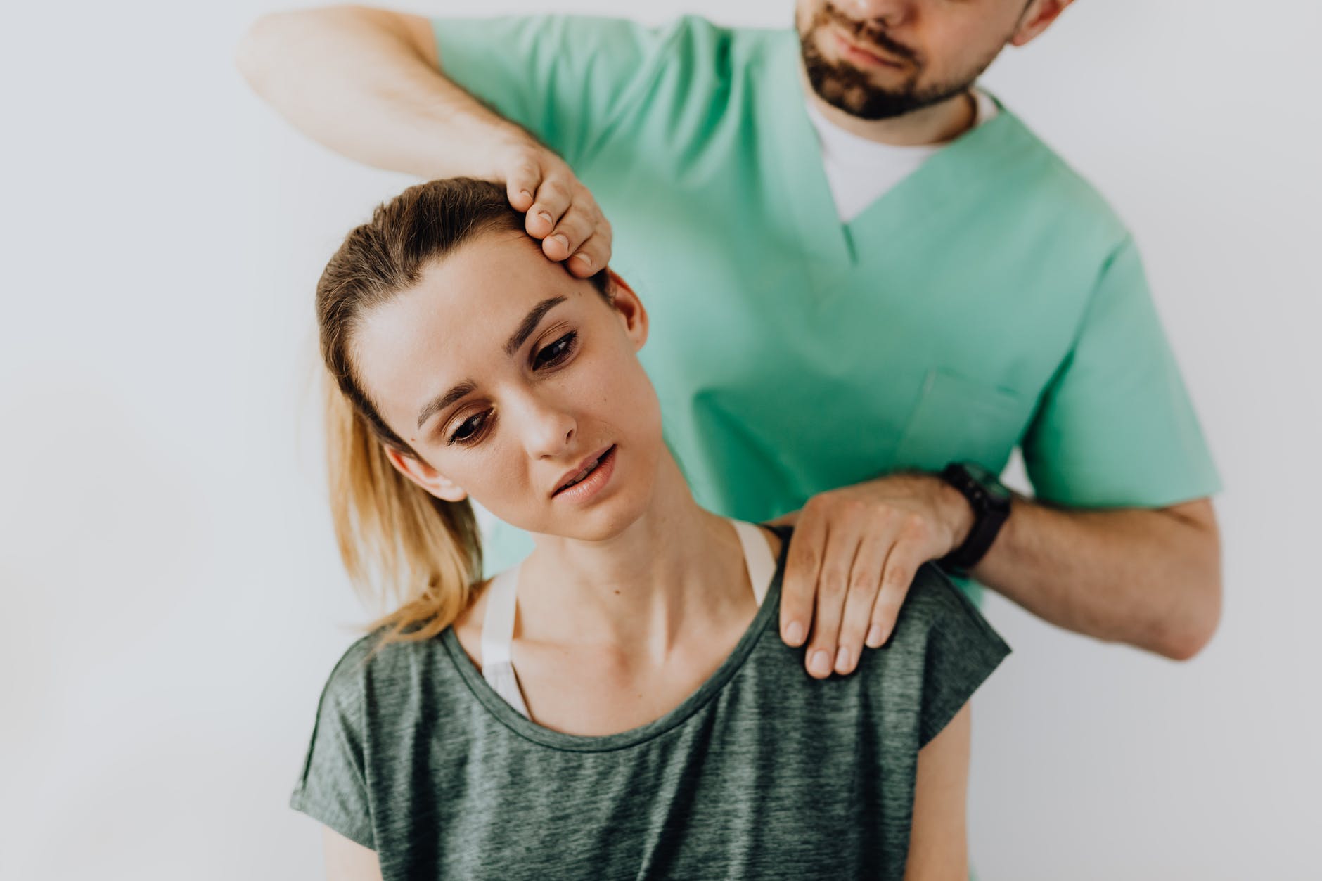 avaliação após uma entorse cervical