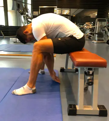 Lumbalflexion im Sitzen