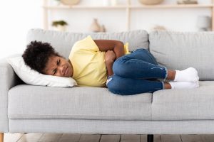 criança dor abdominal lumbago e constipação