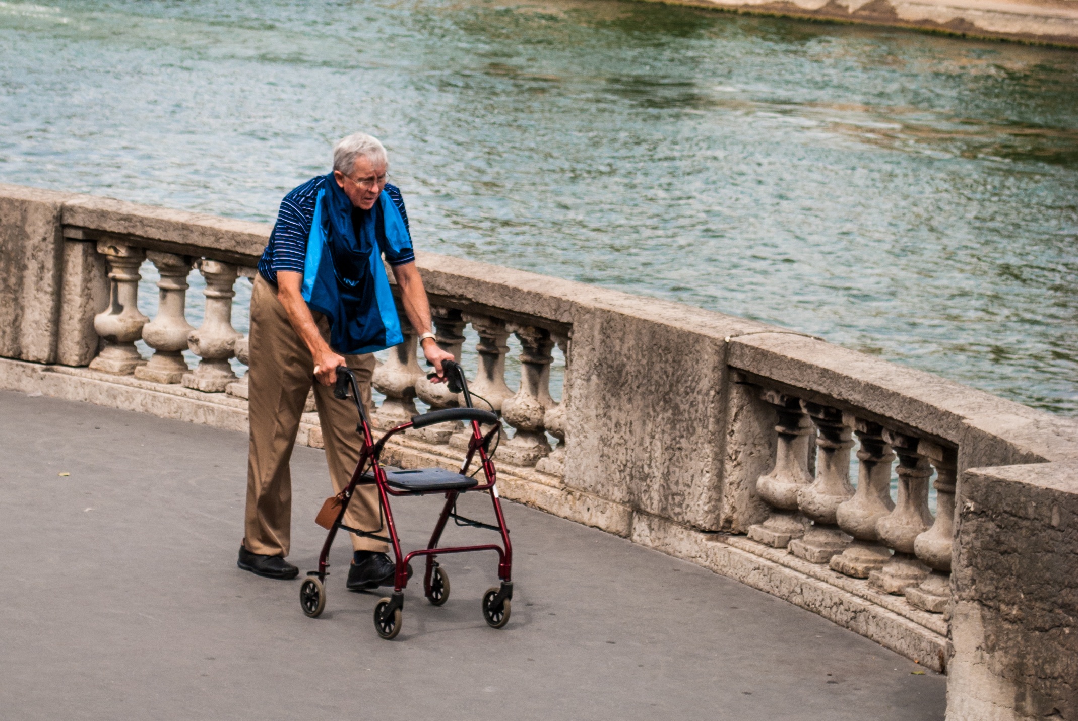 aide à la marche